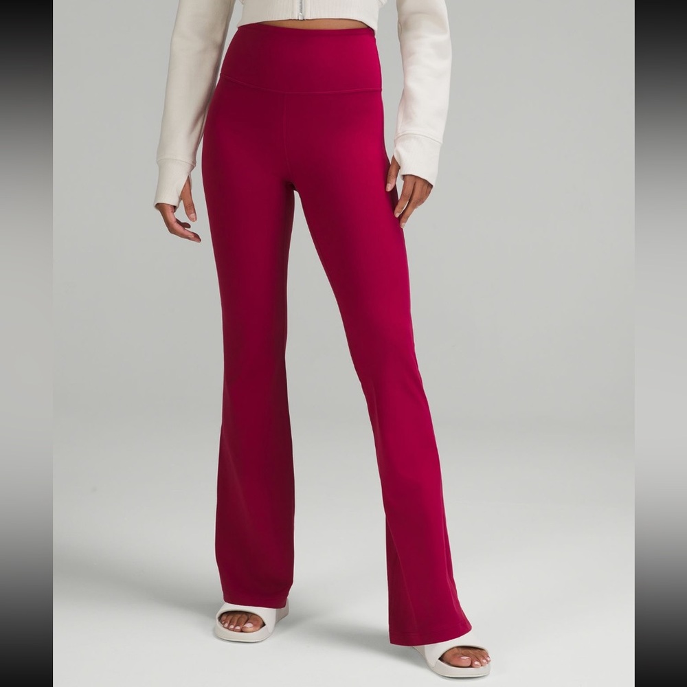 Lululemon Groove Nulu Super-High-Rise Flared Pant Regular - Picture 3 of 7